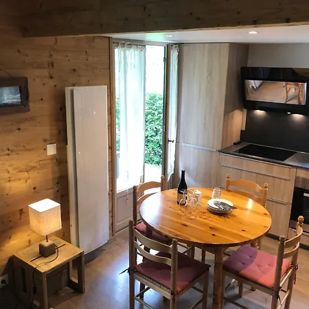 아파트 Barcelonette By Praloup