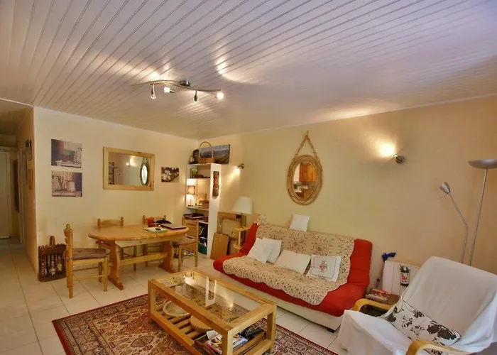 Barcelonette By Praloup * 바르셀로넷트