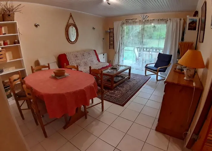 아파트 Barcelonette By Praloup