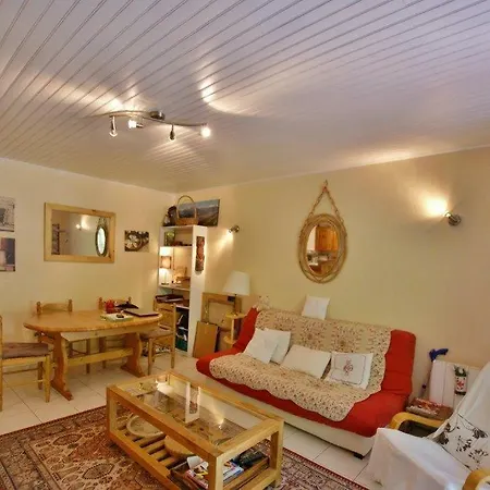 Barcelonette By Praloup * 바르셀로넷트