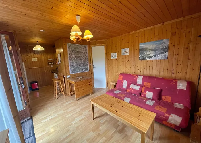 Barcelonette By Praloup